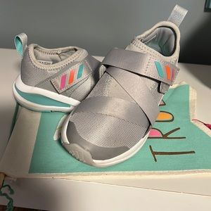 Girls Adidas slipons